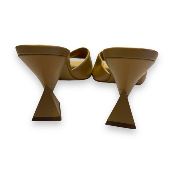 Carrano Beige Square Leather Sandals Triangle Heels Made in Brazil Party Size 10 - Picture 4 of 8